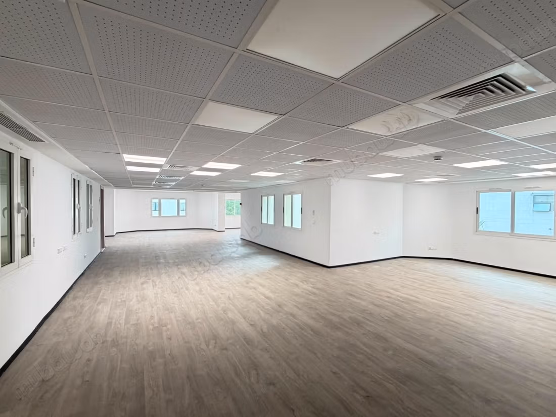 A Louer un plateau rénové 440 m² au Centre Urbain Nord