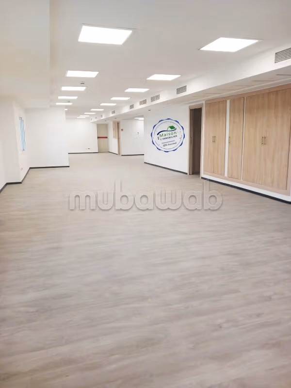 A Louer un plateau rénové 440 m² au Centre Urbain Nord