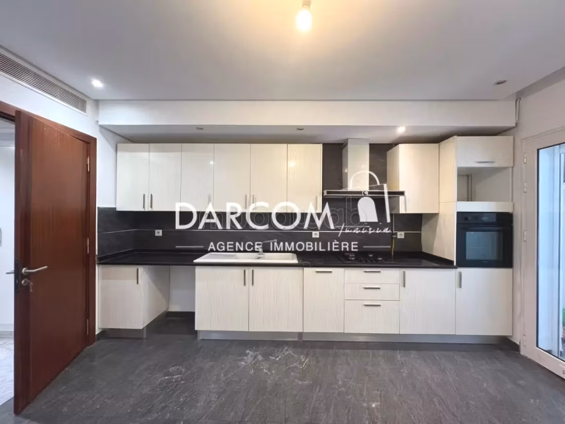 S4 de 233 m² aux Jardins de Carthage