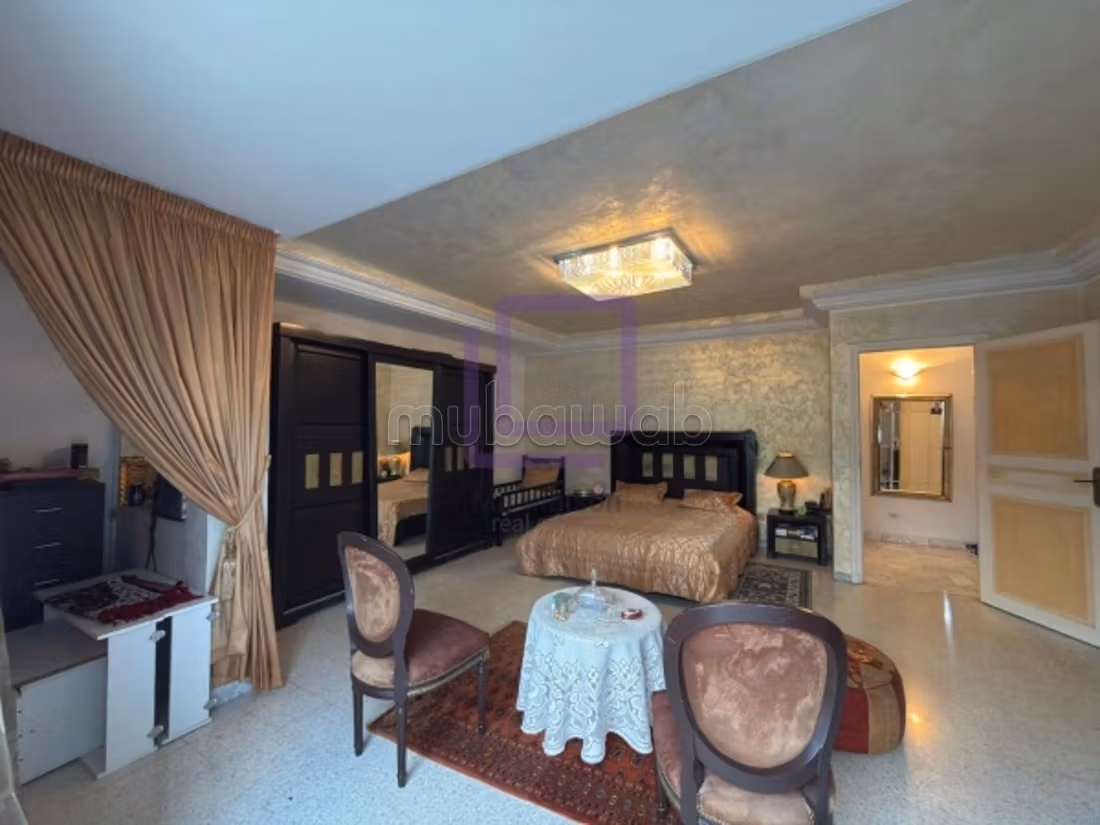 Une villa s5 à Ennasr 1