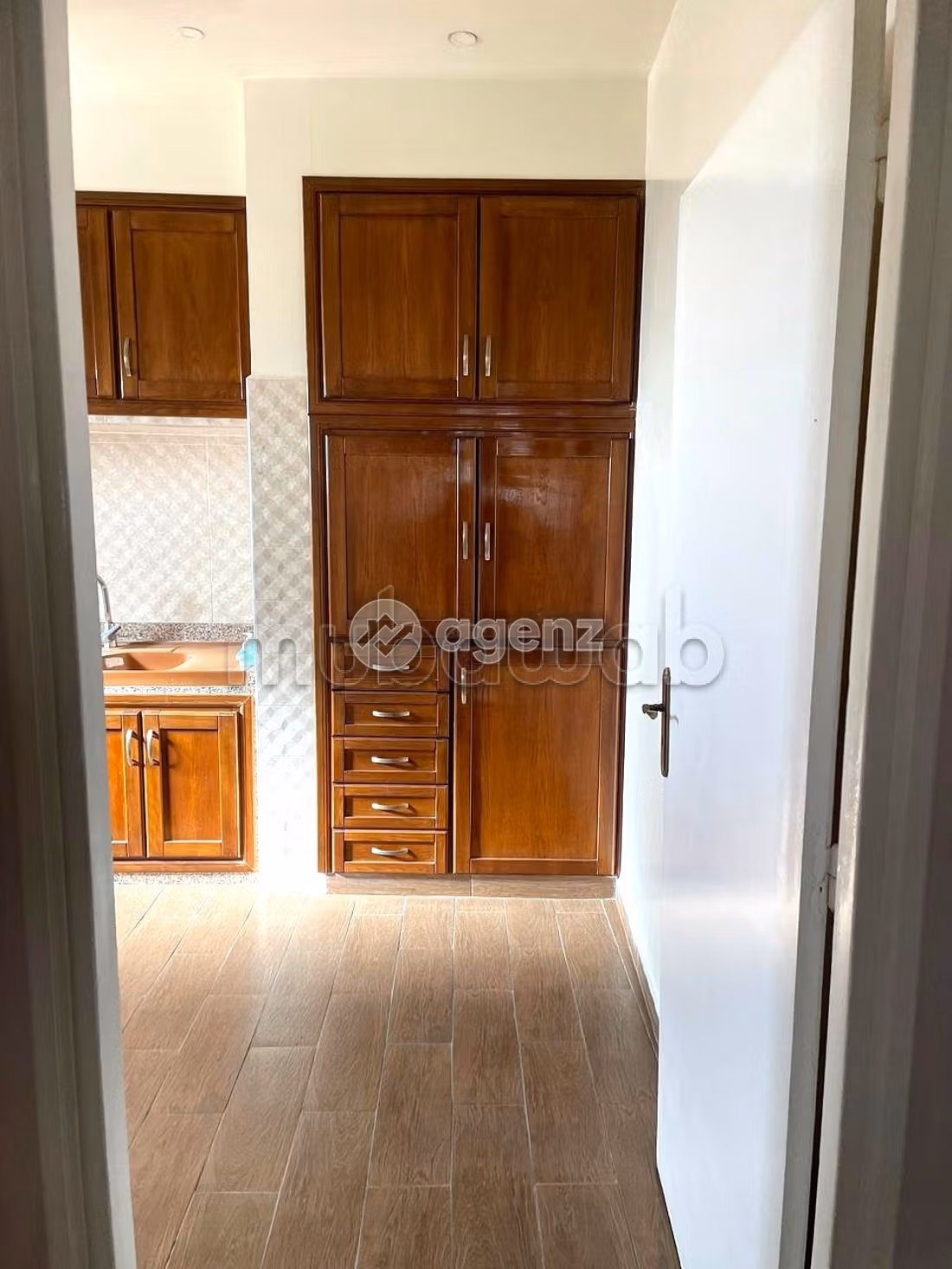Vendita appartamento a Ain Borja. 2 camere