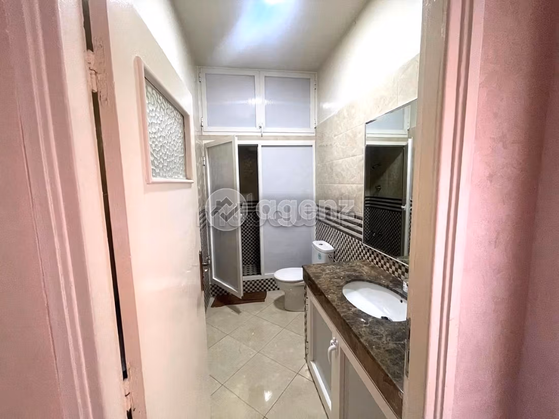 Vendita appartamento a Ain Borja. 2 camere