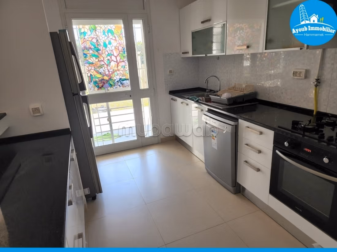 A louer à l'année à Hammamet nord s2 avec jardin