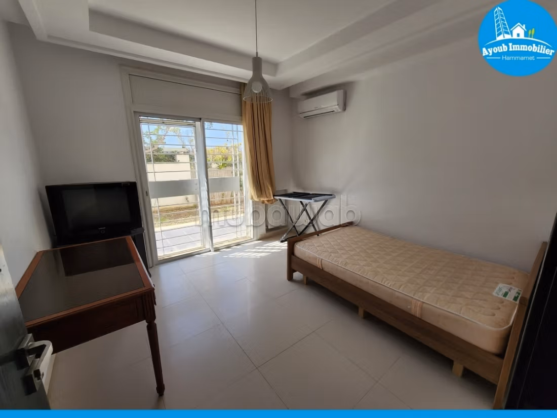 A louer à l'année à Hammamet nord s2 avec jardin