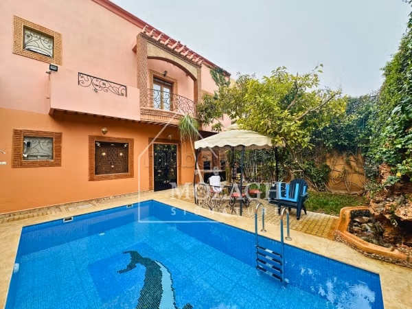 Superbe villa meublée avec piscine privée à Targa