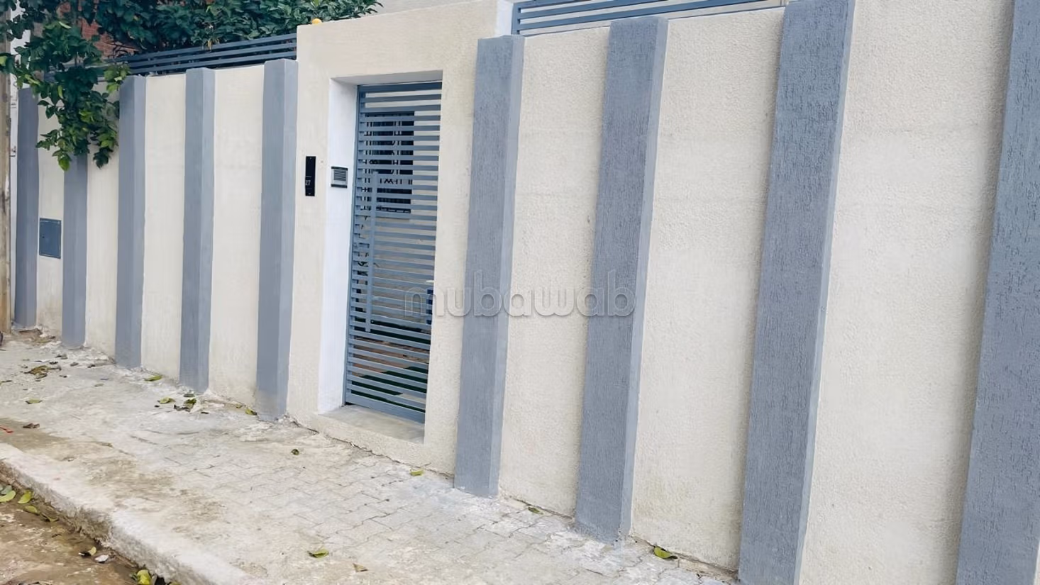Casa ristrutturata con giardino