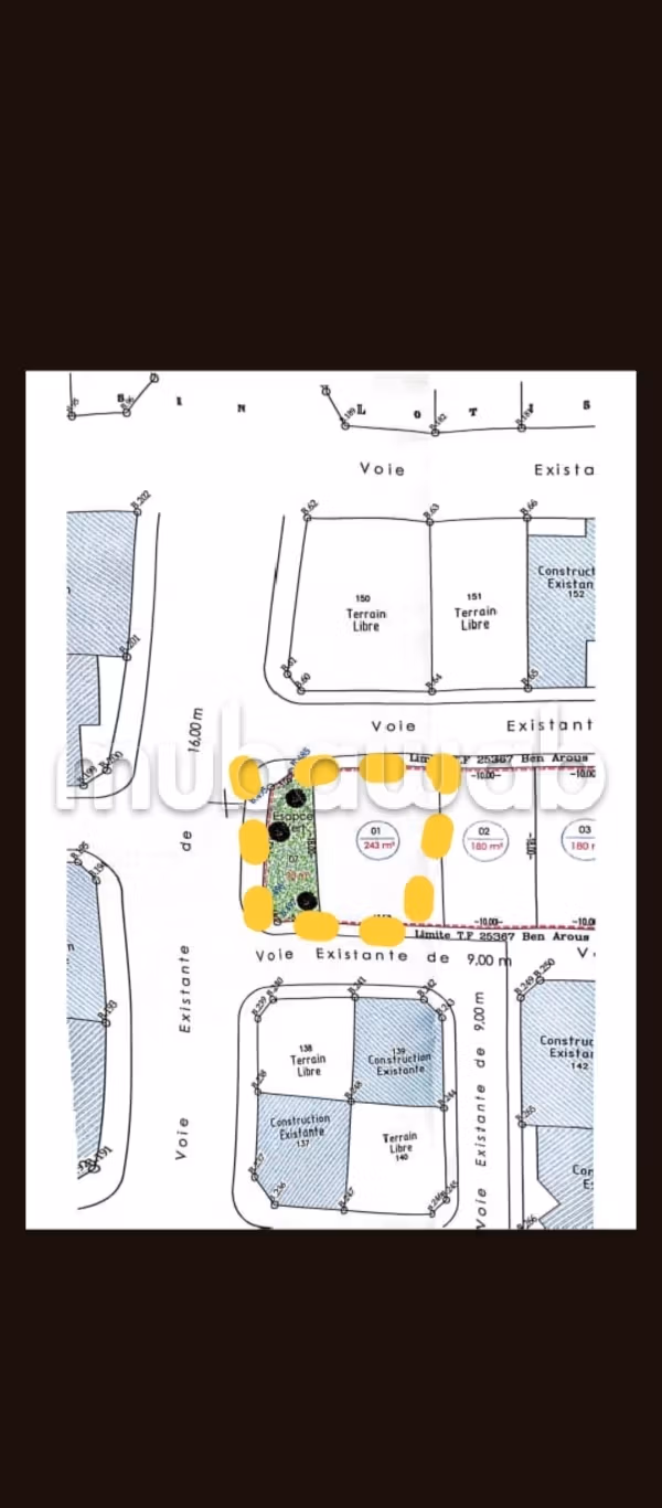 Land for sale in Cité El Hana. Small area 243 m²