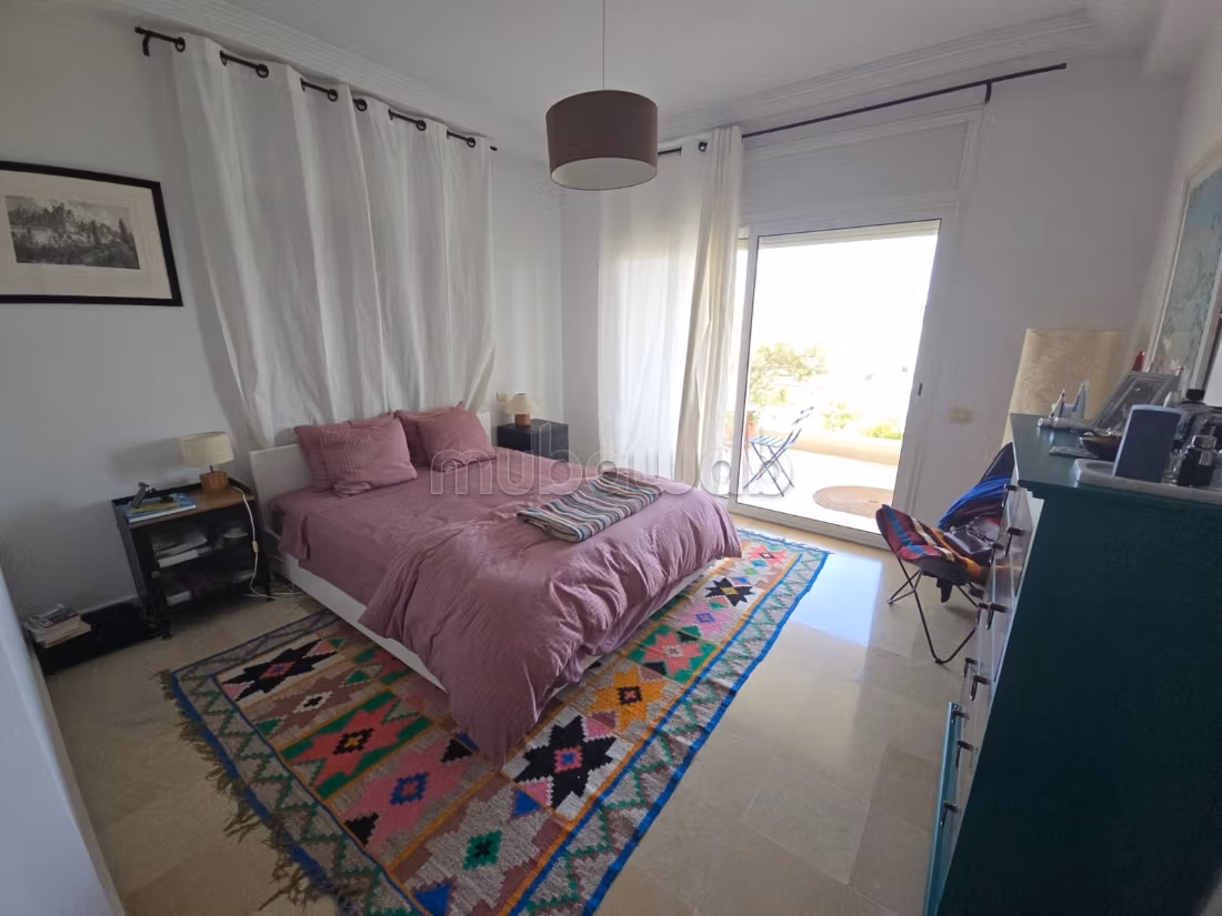 Un piano di villa con piscina a Gammarth