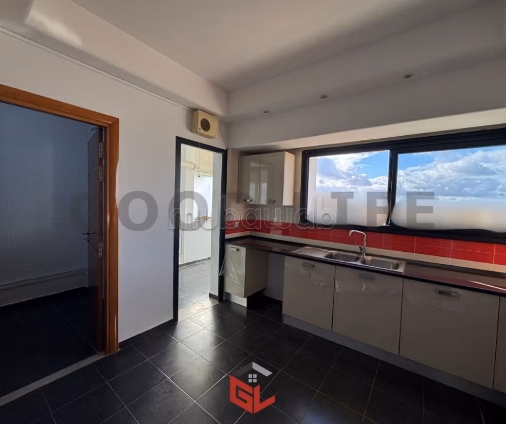Duplex in S3 con stanza di servizio al Lac 2