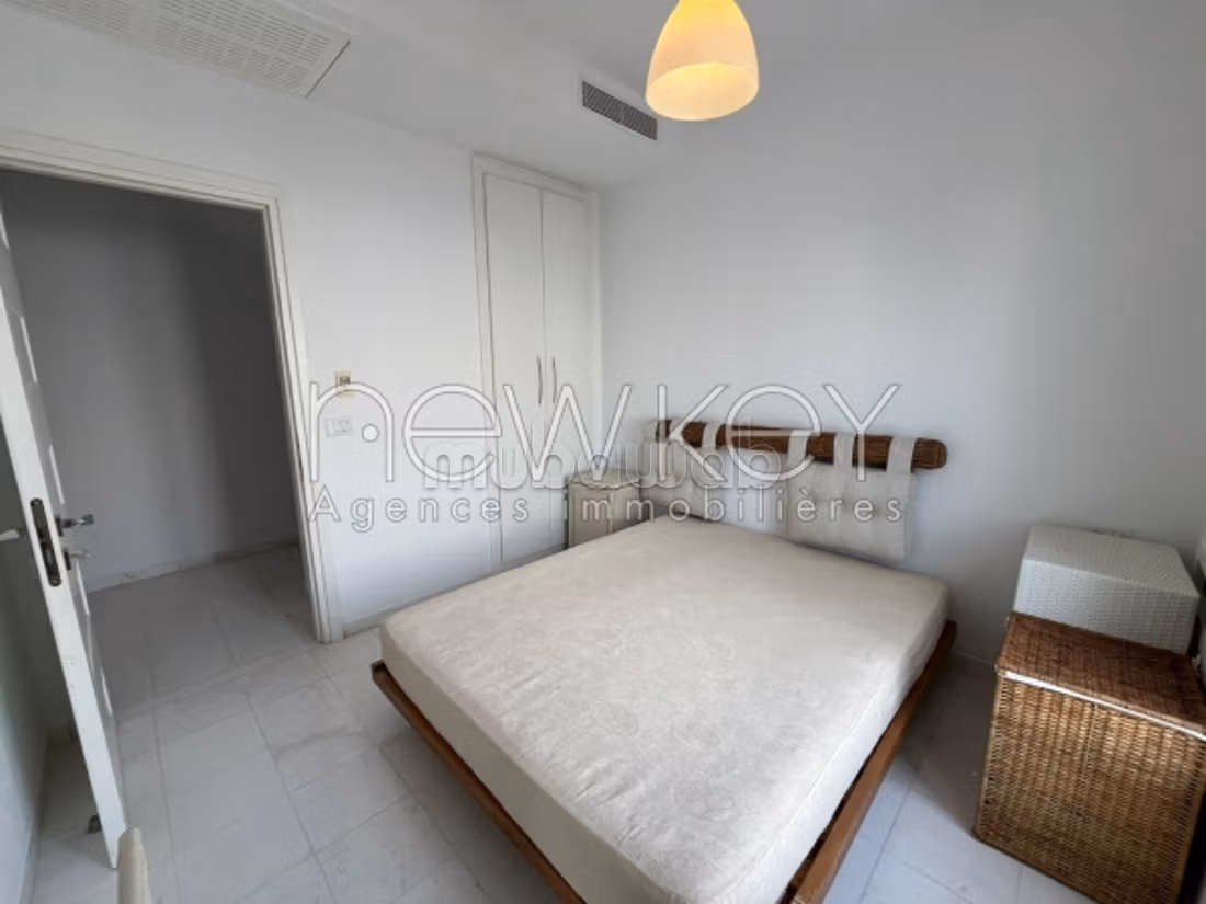 A vendre un triplex en S5 avec piscine à Gammarth