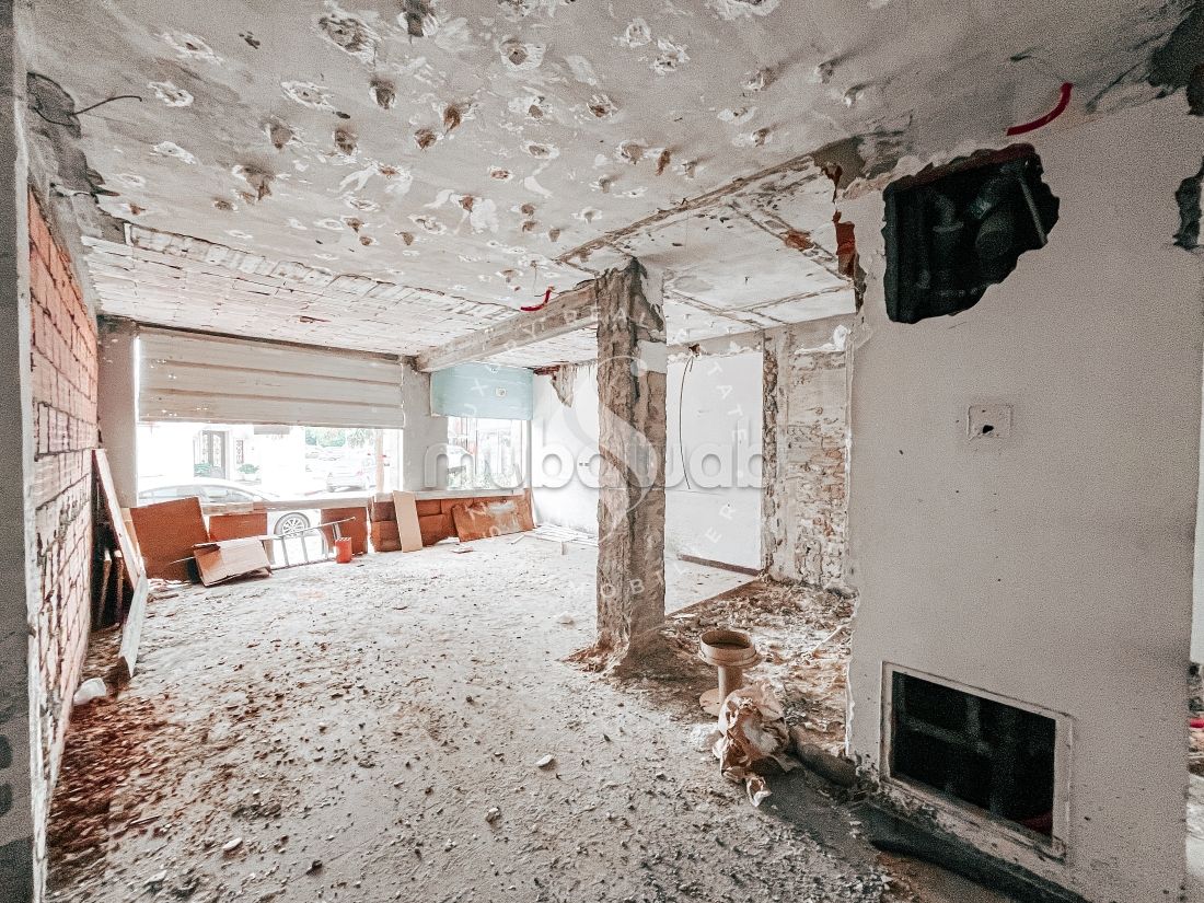 Location Local commercial au lac 2