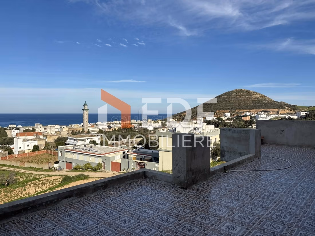 Two-bedroom villa with panoramic sea view in Sounine