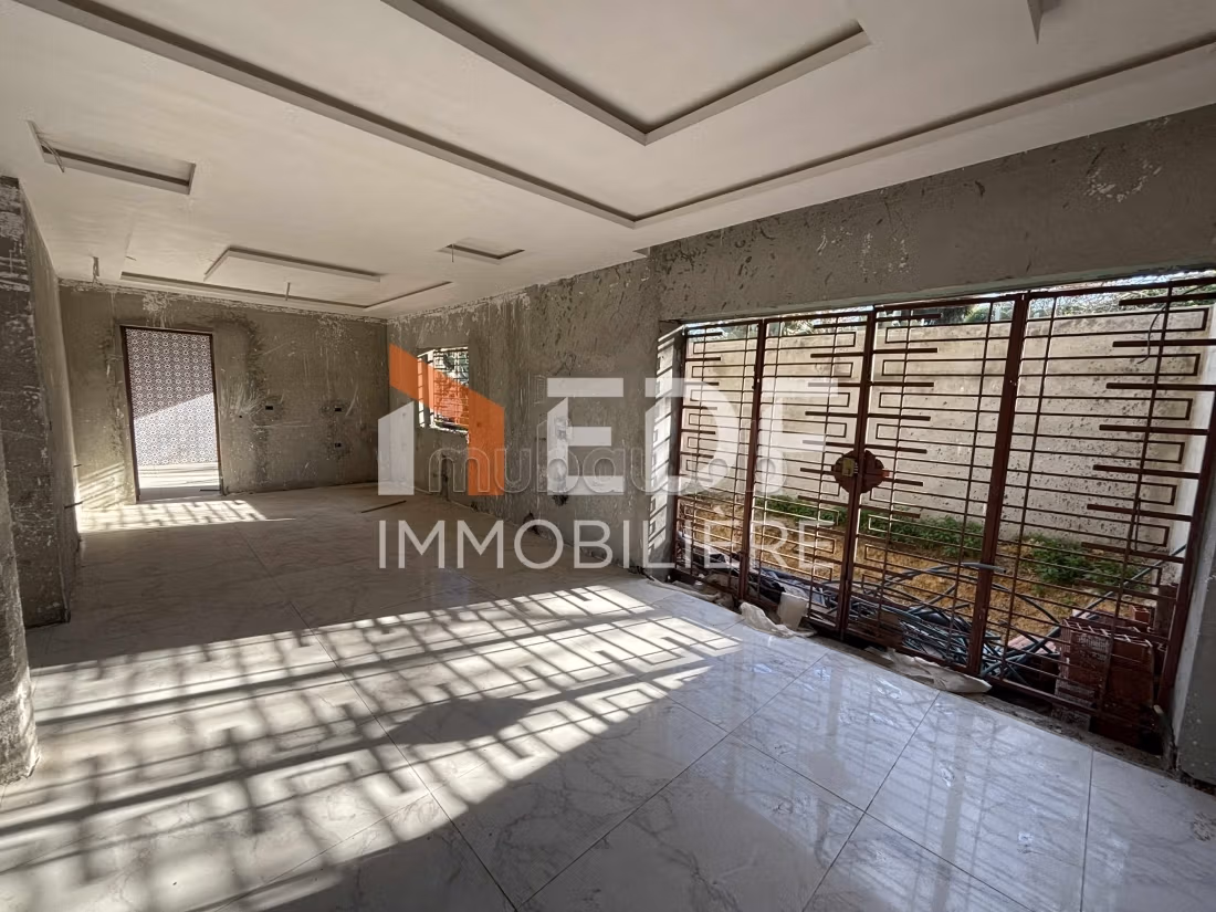 Two-bedroom villa with panoramic sea view in Sounine