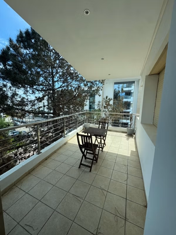 À louer Appartement F4 meublé de 240 m² à Hay Riad