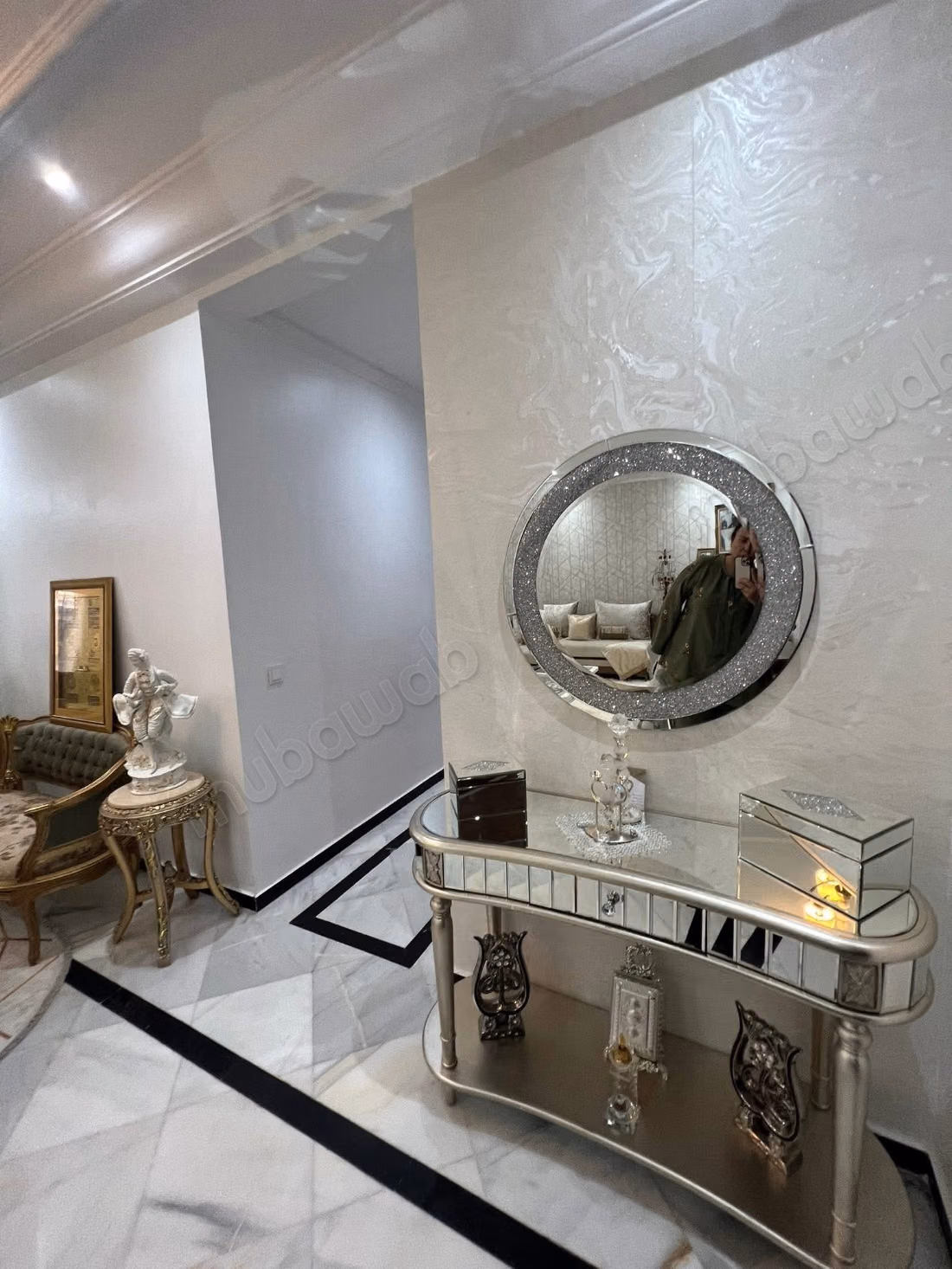ANFA casa Lovely GROUND FLOOR apartment for rent in Racine. 
7 rooms. New furniture