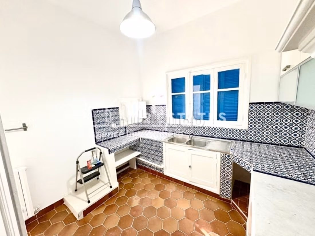 Single-story villa S3 with sea view in upper Gammarth
