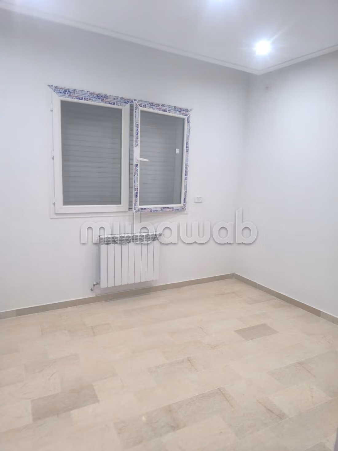 Splendida casa in affitto a Cité Du Stade. 4 belle camere da letto. Riscaldamento e porta blindata