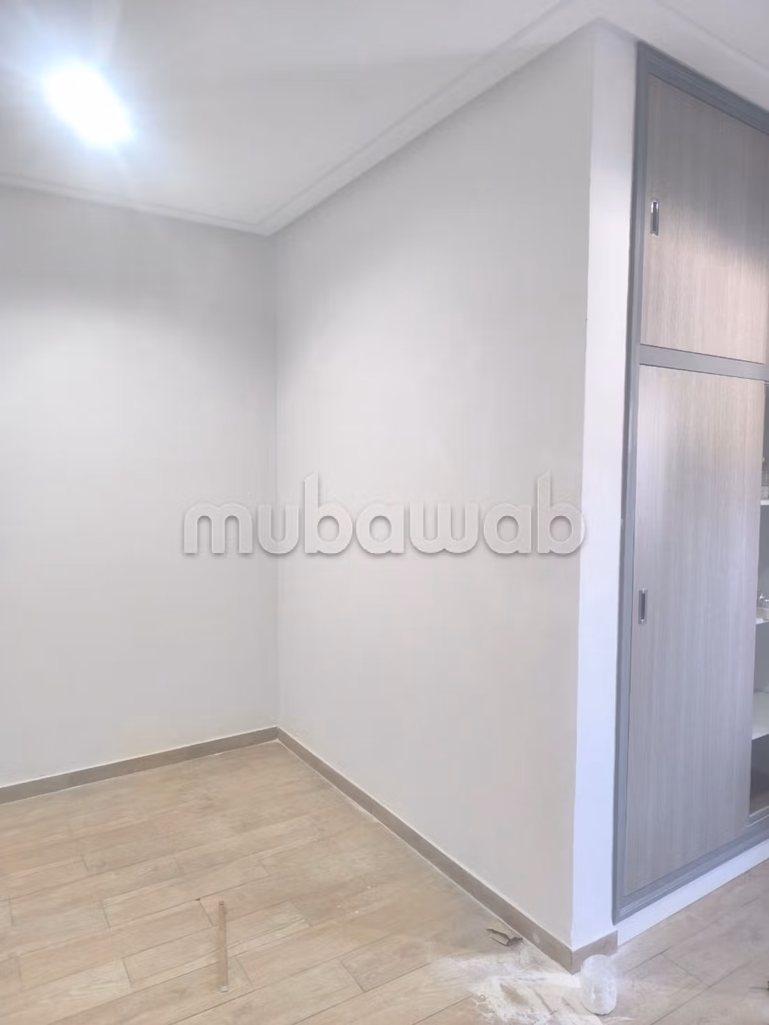 Splendida casa in affitto a Cité Du Stade. 4 belle camere da letto. Riscaldamento e porta blindata