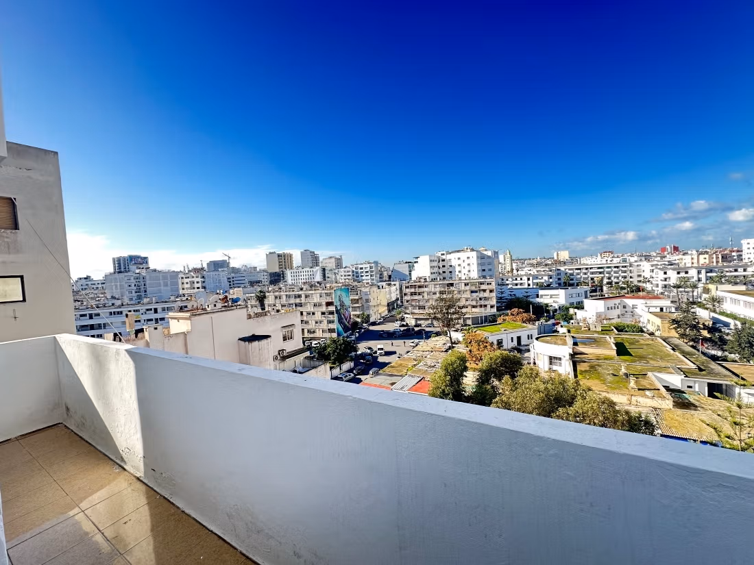Très beau duplex à la location VIDE en face de lycée Lyautey — 2