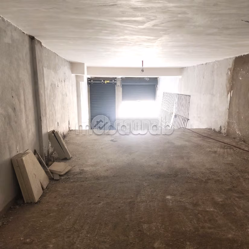 Commerce à vendre 185 m² Tamaris Dar Bouazza