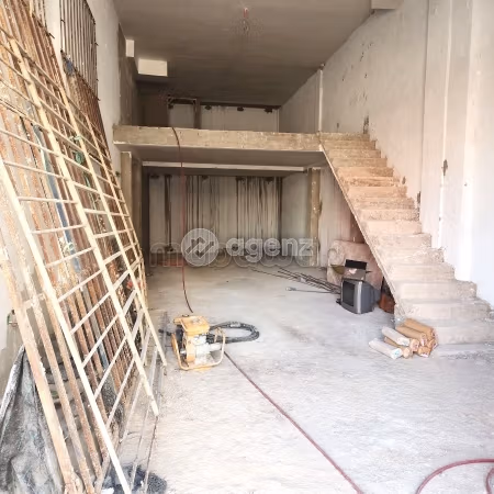 Commerce à vendre 185 m² Tamaris Dar Bouazza