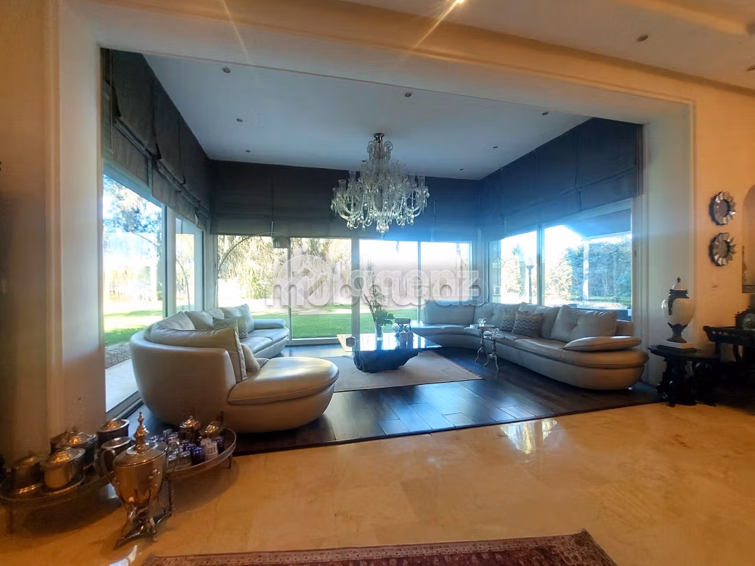 Villa for sale 2,000 m², 7 bedrooms Bouskoura Bouskoura