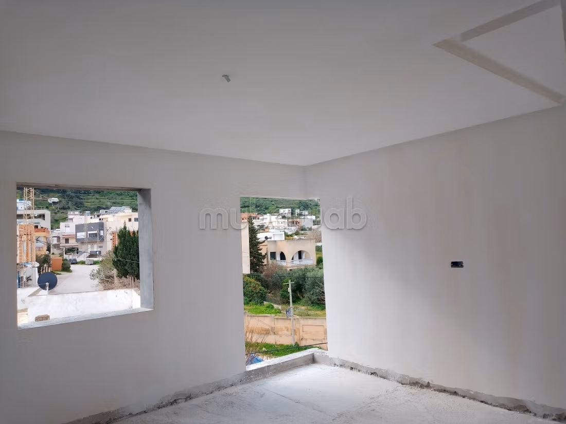 Trouvez votre maison à acheter. Surface de 120 m². Vue imprenable sur les montagnes