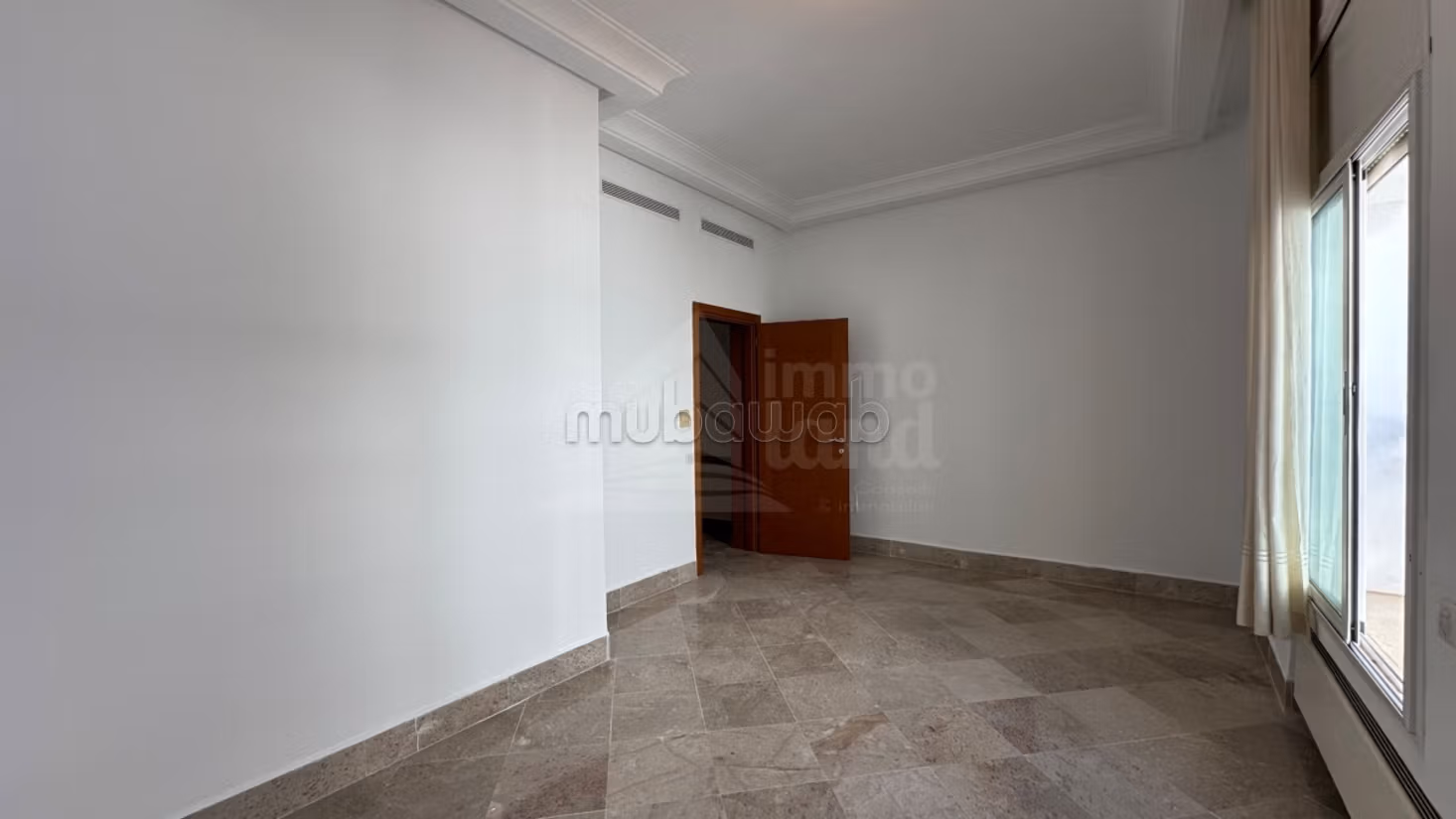 Appartement S3 à Cité les Pins