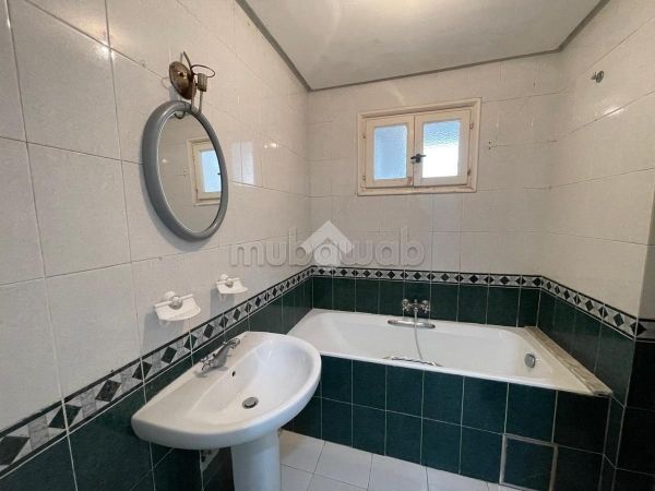 Vendita appartamento. Superficie totale 96 m². 