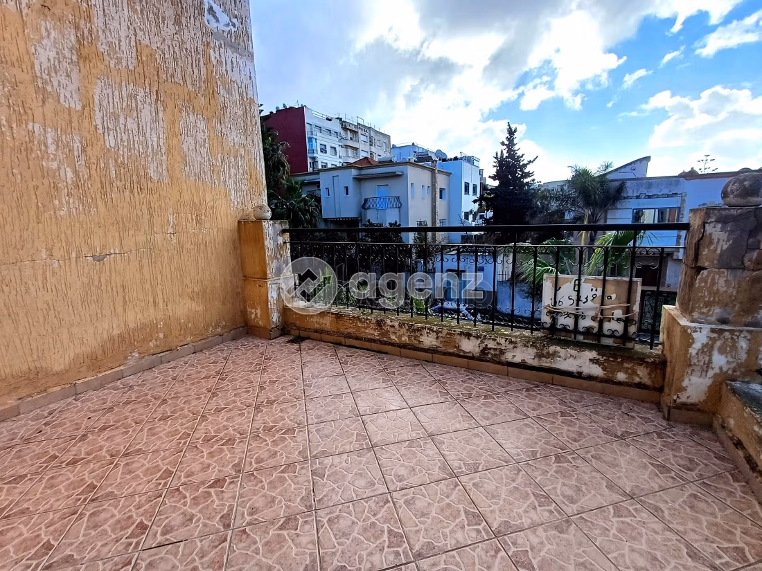Villa à vendre 398 m², 9 chambres Nassim 1 Casablanca