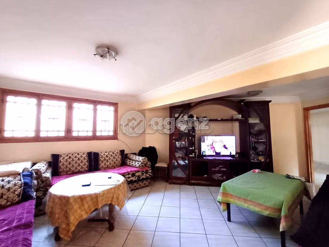 Villa à vendre 398 m², 9 chambres Nassim 1 Casablanca