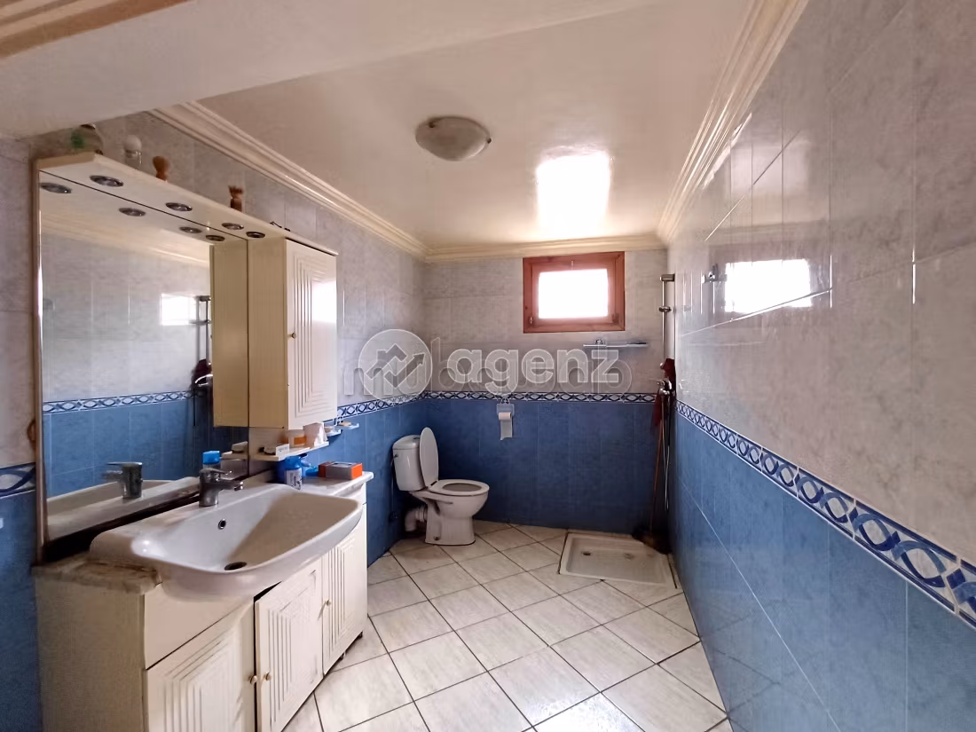 Villa à vendre 398 m², 9 chambres Nassim 1 Casablanca