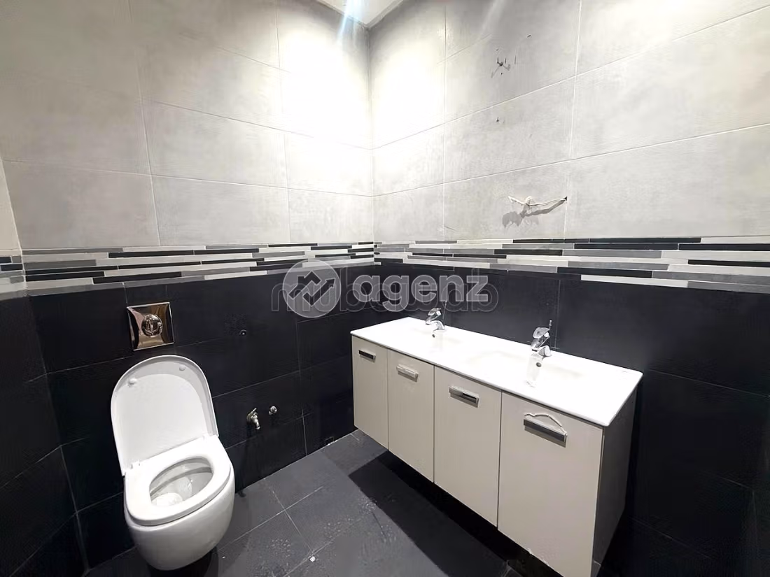 Appartamento in vendita a Racine. 3 belle camere da letto. Posto auto e ascensore. 