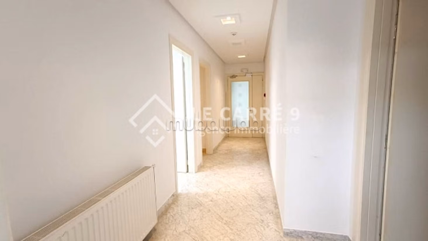 A louer étage de villa à usage bureautique au Lac