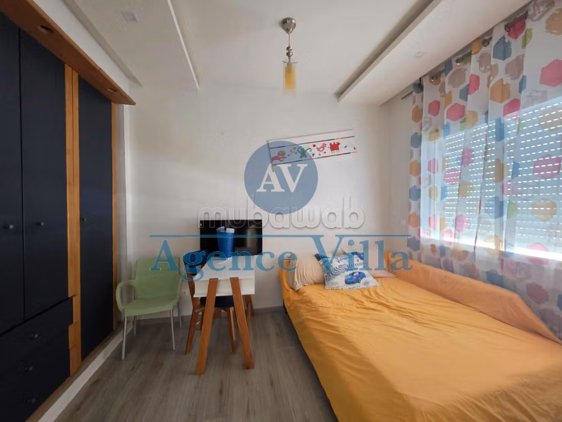 High quality villa rental in Bhar Lazreg. 5 large living areas. Ample storage space. 