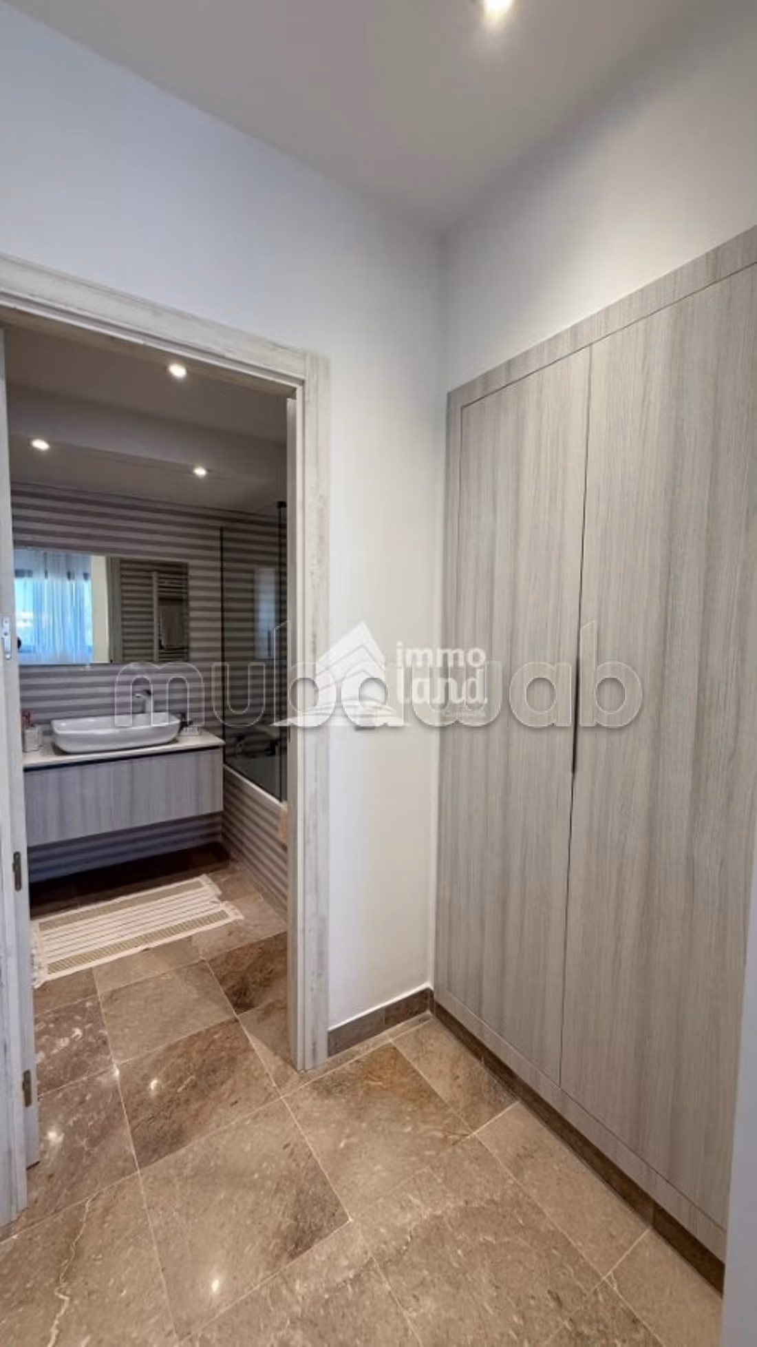 Triplex S3 avec jardin et Piscine suspendu