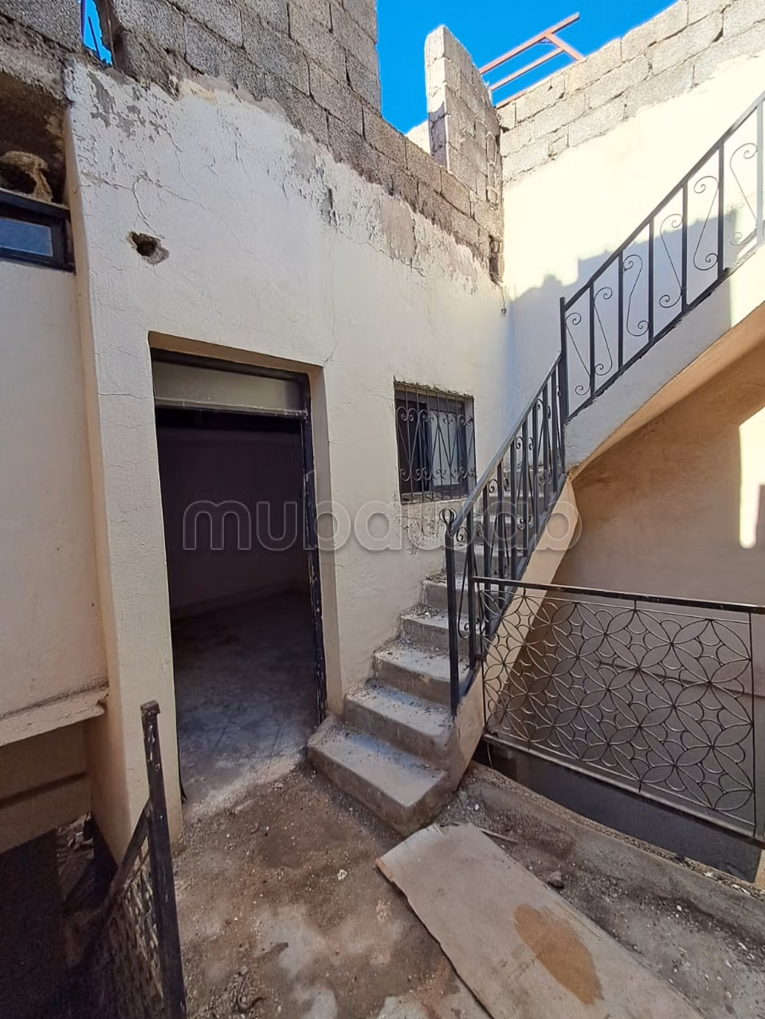 A Blank Canvas in Riad Laarousse