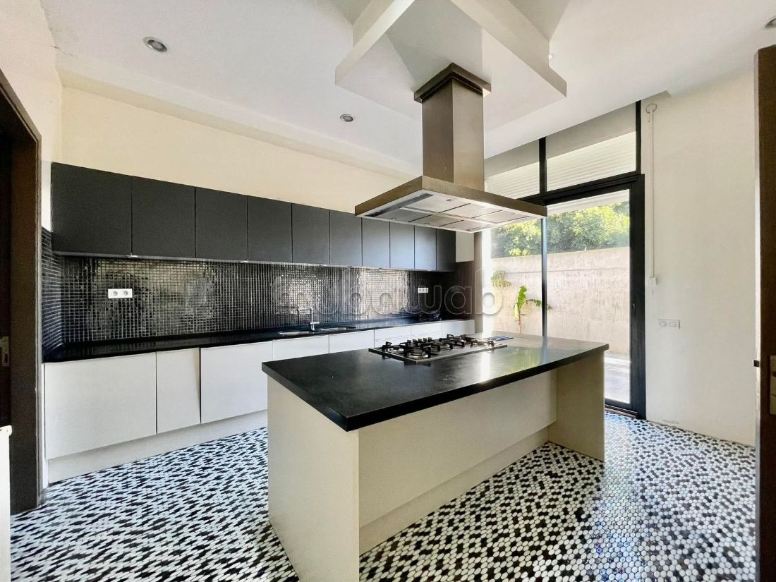 Villa moderne S4 avec piscine