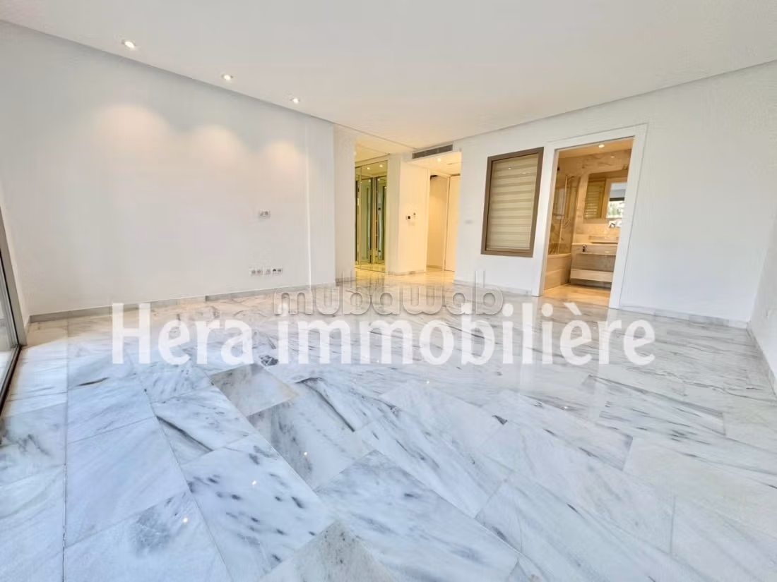S2 avec piscine et jardin à louer à Gammarth
