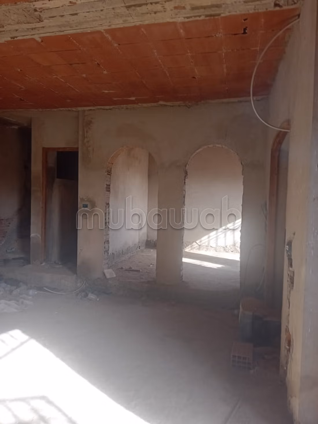 Somptueuse villa à vendre à Ben Arous. Surface de 270 m². 