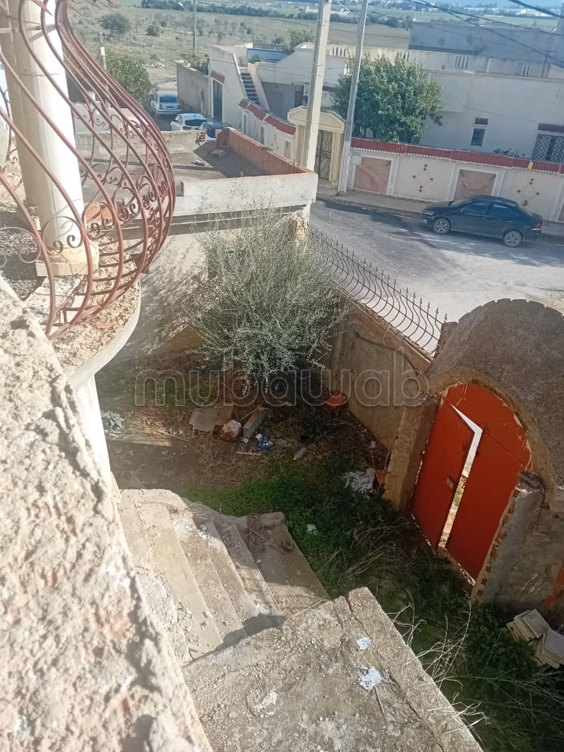 Somptueuse villa à vendre à Ben Arous. Surface de 270 m². 