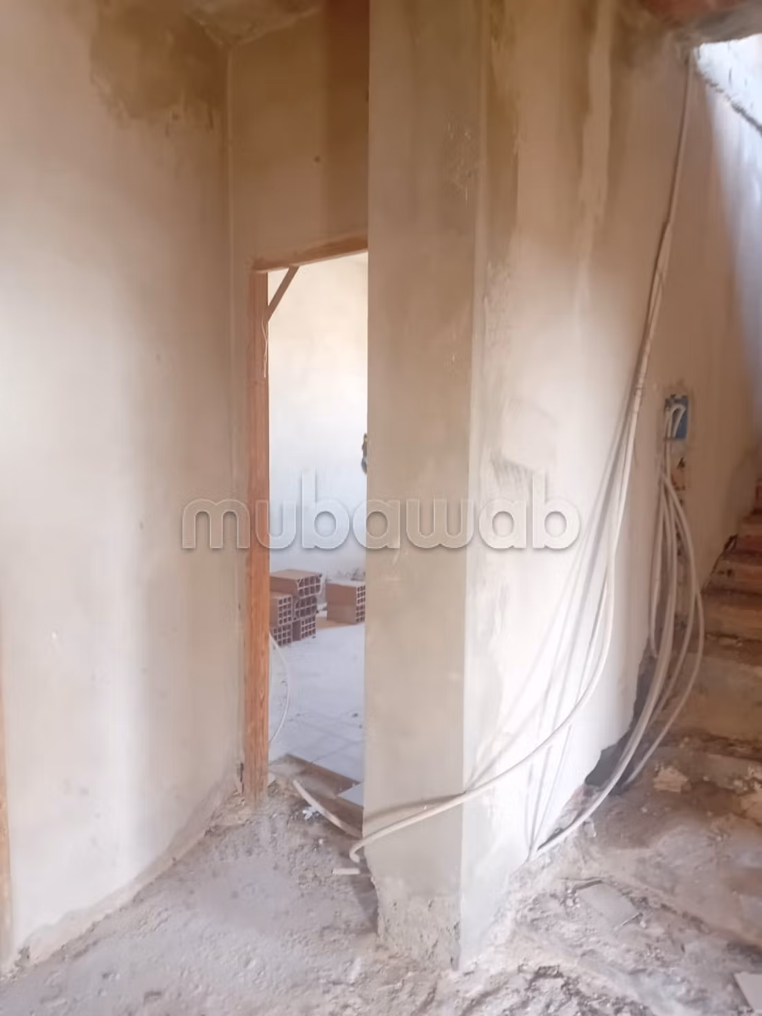 Somptueuse villa à vendre à Ben Arous. Surface de 270 m². 