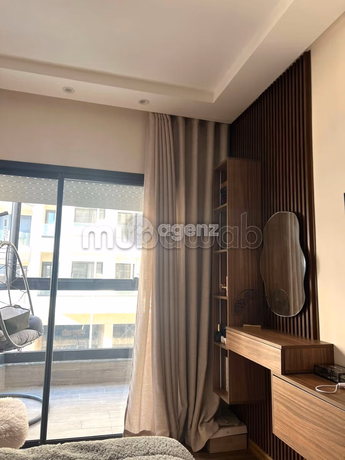 Piso en venta en Roches Noires. 3 dormitorios. Ascensor y garaje. 