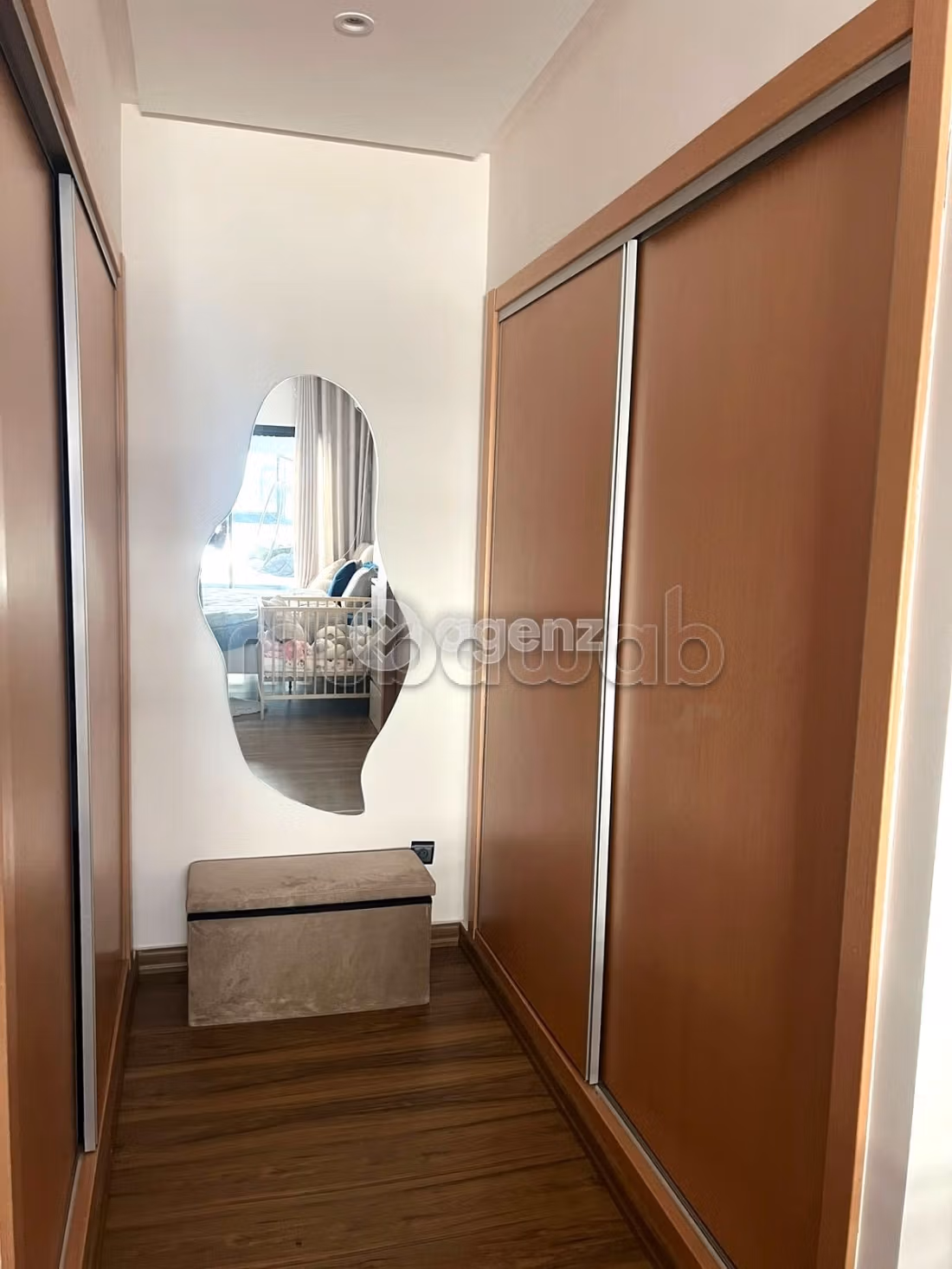 Piso en venta en Roches Noires. 3 dormitorios. Ascensor y garaje. 
