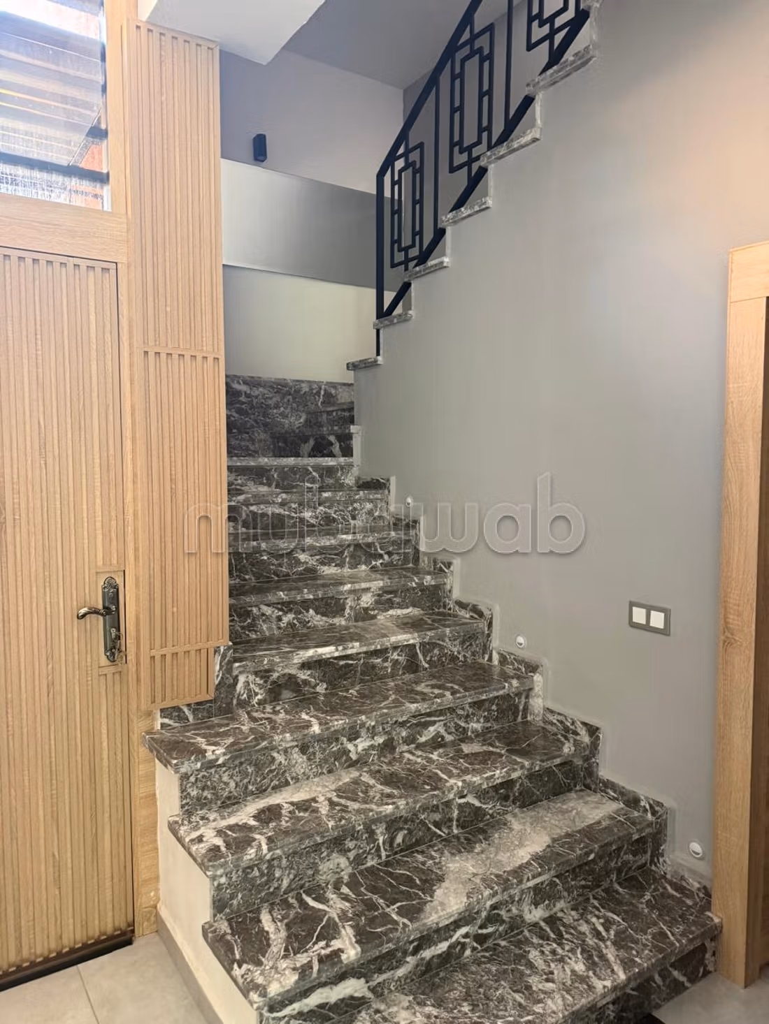 Golf Almaaden: 300 m2 Villa for rent empty, 4 rooms, heated pool, staff room