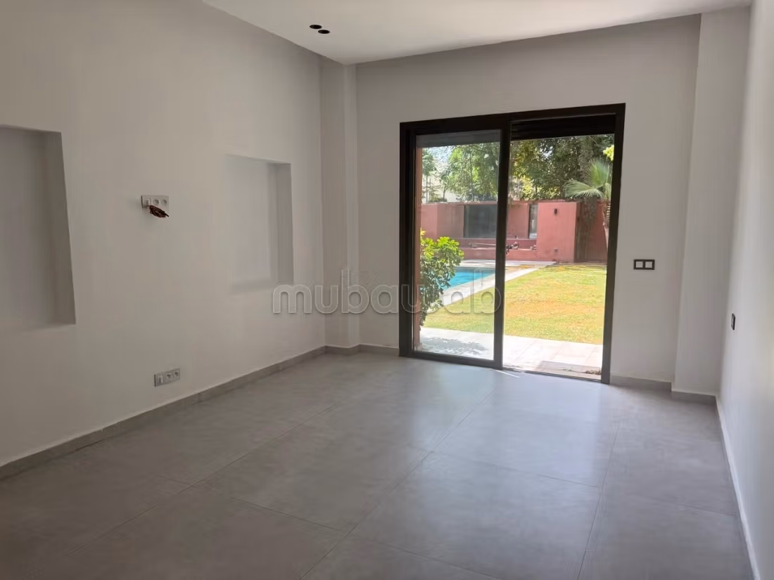 Golf Almaaden: 300 m2 Villa for rent empty, 4 rooms, heated pool, staff room