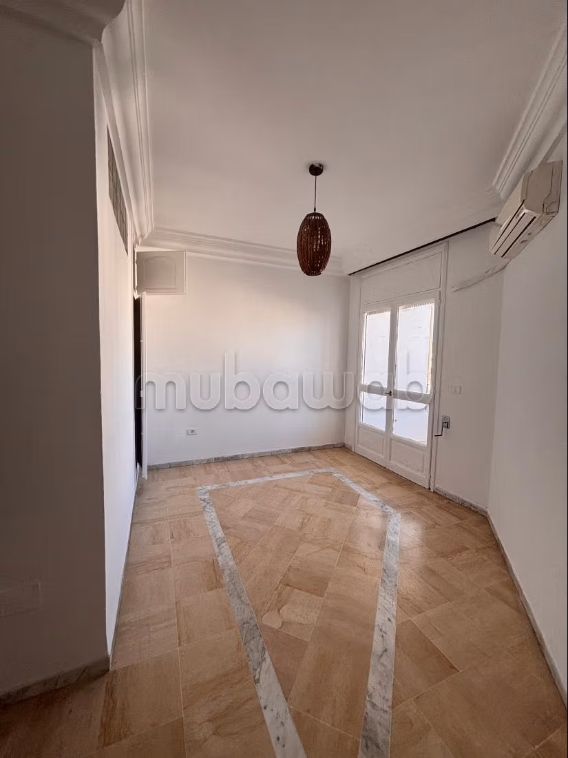 Appartement à Ennasr s1 à vendre direct particuli