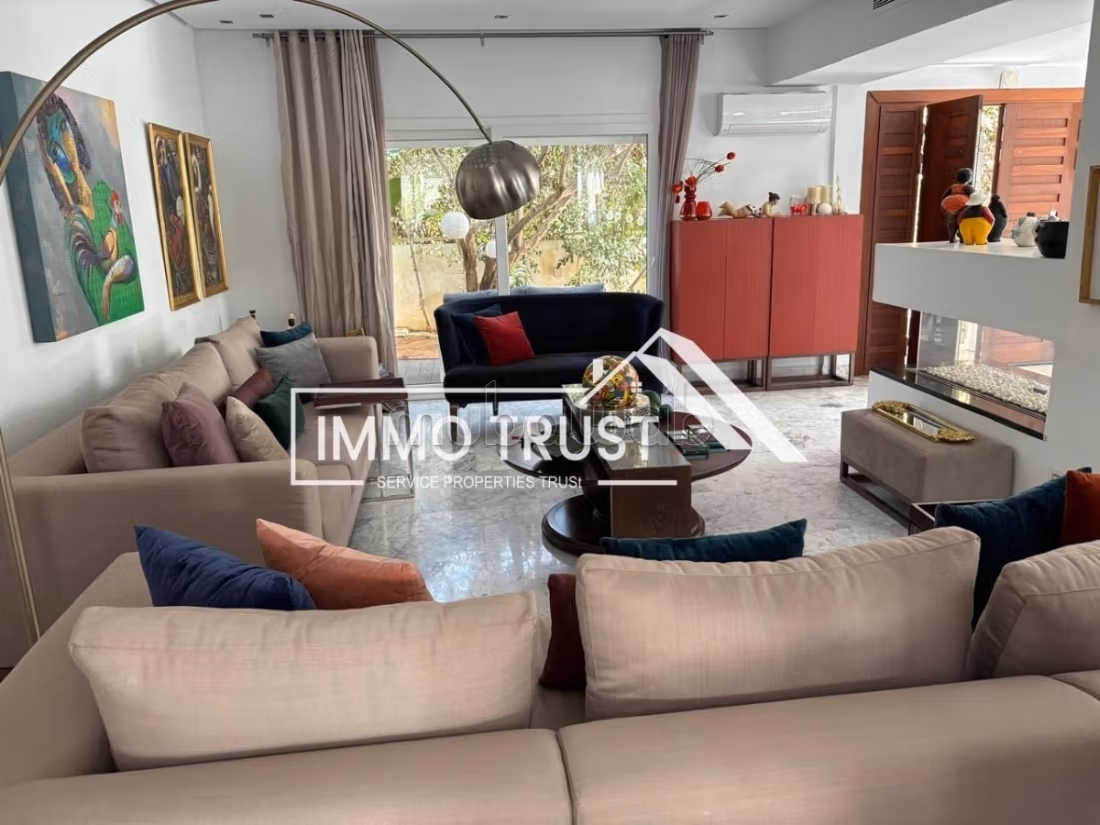 Villa S4 avec jardin et piscine à La Marsa