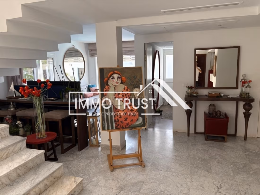 Villa S4 avec jardin et piscine à La Marsa