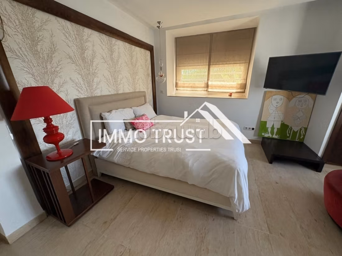 Villa S4 avec jardin et piscine à La Marsa